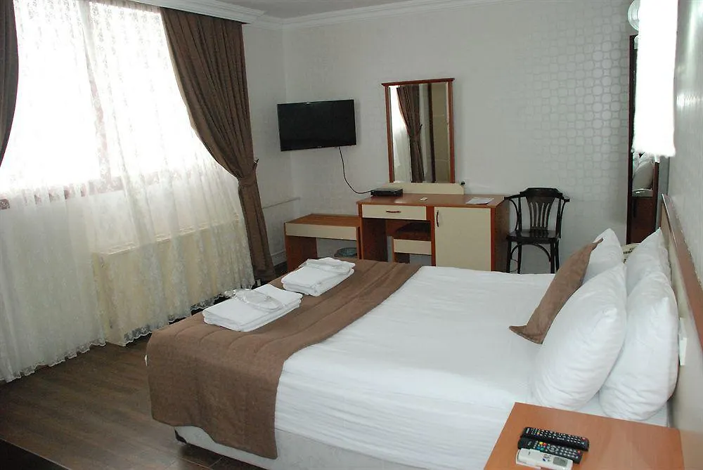 Kozan City Hotel إزمير