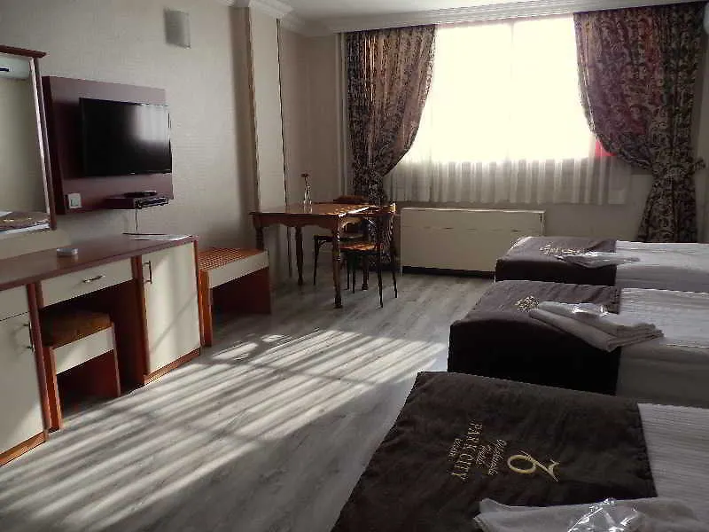 Kozan City Hotel إزمير 3*,  تركيا