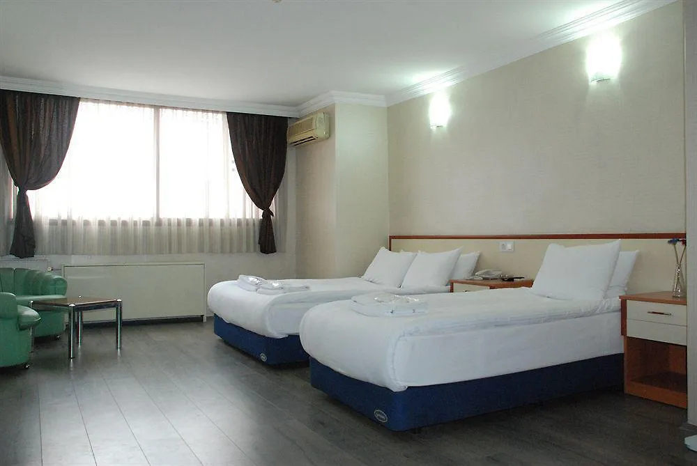 Kozan City Hotel Izmir 3*,